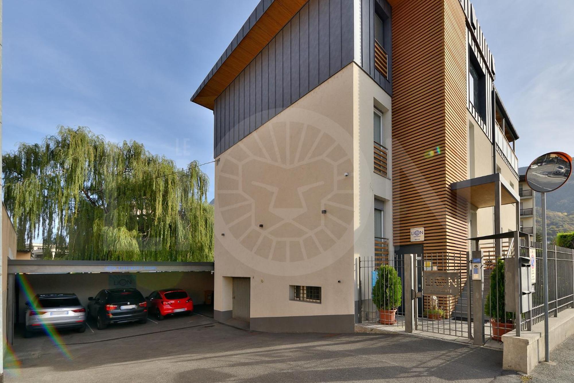 Le Lion Apartments - Bike & Ski Aosta Dış mekan fotoğraf